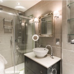 modern bathroom with shower, HM Mayfair Apartments, Mayfair, London