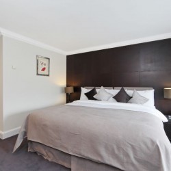 bedroom with king size bed, Four bedroom Penthouse, Mayfair, London