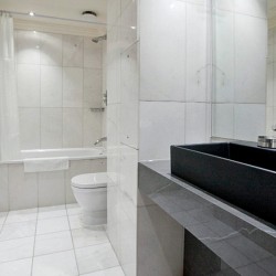bathroom with shower over bath tub, Maide Vale Apartments, Maida Vale, London NW6