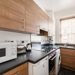 kitchen with microwave, fridge, washer-dryer, Pimlico Corporate Apartments, Pimlico, London SW1