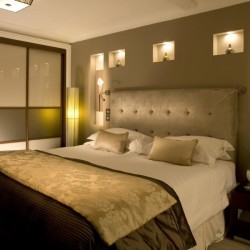 king size bed and wardrobes, Beaufort Apartments, Knightsbridge, London SW3