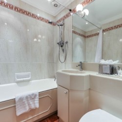 bathroom, Curzon Apartments, Mayfair, London