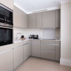 fully equipped kitchen, Lees Serviced Apartments, Mayfair, London W1
