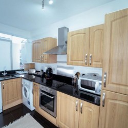 fully equipped kitchen, Edgware Road Apartments, Marylebone, London W1