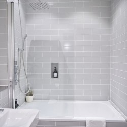 Bathroom in Shoreditch Apartments, London