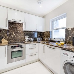 fully equipped kitchen in kensington, london
