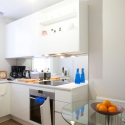 1 bedroom short let serviced apartments, fitzrovia, london w1