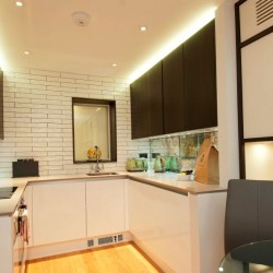 fully equipped kitchen, Wigmore Apartments, Marylebone, London