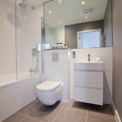 bathroom in Whitesrow Apartments, London