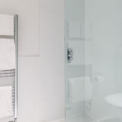 shower room with towel rail, Fulham Apartments, Fulham, London SW6