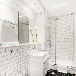 bathroom, Wardour Executive Apartments, Soho, London