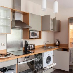 fully equipped kitchen with dishwasher, washer/dryer, fridge, freezer and microwave, Bristol Serviced Apartments, Bristol BS1