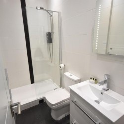 shower room, Wardour Serviced Apartments, Soho, London