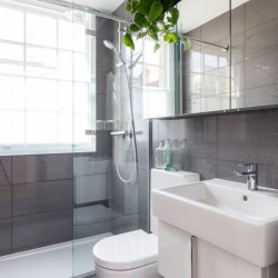 ultra modern shower room, Bloomsbury Apartments, Bloomsbury, London WC1