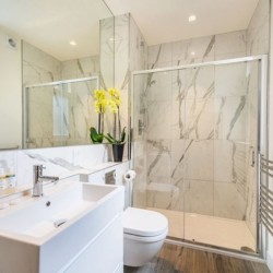 bathroom, Crawford Apartments, Marylebone, London W1