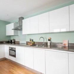 fully equipped kitchen for self-catering, Victoria Apartments, Victoria, London SW1
