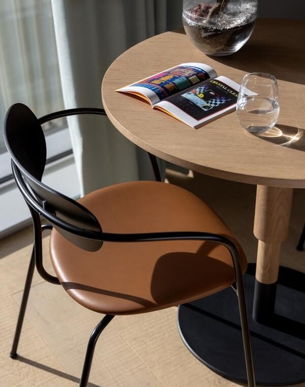 dining table, Bermondsey Apart Hotel, London Bridge, London SE1