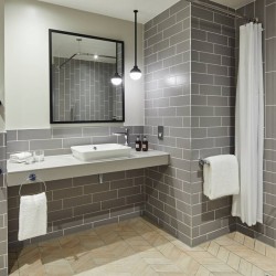 disability bathroom, Residence Apart Hotel, Slough, Berkshire SL1