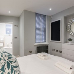 bedroom, Wellington Apartments, Covent Garden, London WC2