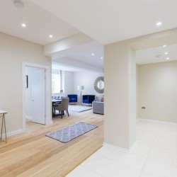 kitchen and living area, Four Bedroom Apartment, Covent Garden, London WC2
