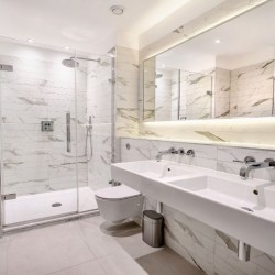 bathroom, Lincoln's Apartments, Holborn, London WC2
