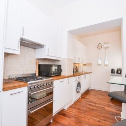 fully equipped kitchen, 2 Bedroom Apartment, Marylebone, London NW1