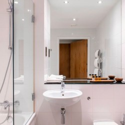 bathroom, Liverpool Executive Apartments, Liverpool, L1