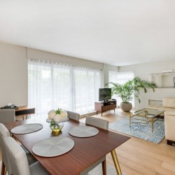 living area, Hyde Park Apartments 2, Kensington, London SW7