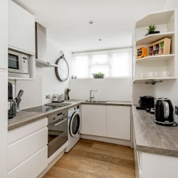 kitchen for self catering, Hyde Park Apartments 2, Kensington, London SW7