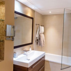 bathroom, Luxury Terrace Apartment, Mayfair, London W1