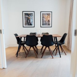separate dining room, Wigmore Street Apartments, Marylebone, London W1