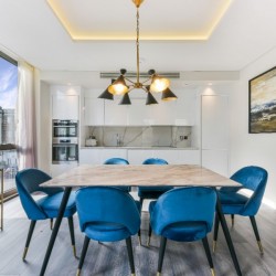 dining table and kitchen, Holland Park Apartments, Kensington, London W14
