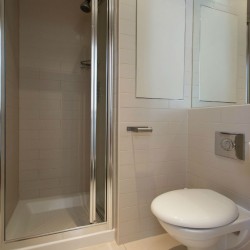 shower room with toilet, Bayswater Apartments, Bayswater, London, W2