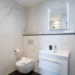 penthouse bathroom, Kensington Apartments, Kensington, London SW7