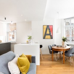 living room with sofa, dining table and kitchen, Mar Apartments, Marylebone, London W1
