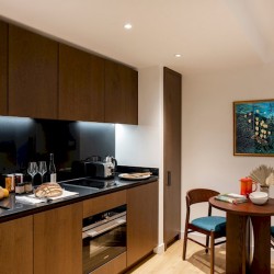 kitchen and dining table in studio, Canary Wharf Apart Hotel, Canary Wharf, London E14