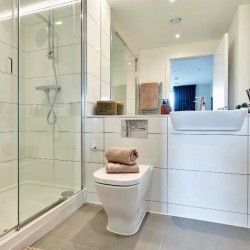 bathroom with shower, wc, sink and mirror, Kew Apartments, Kew, London TW8