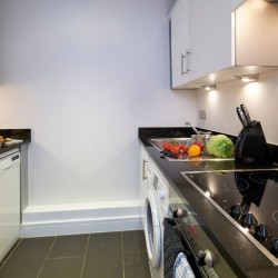 fully equipped kitchen, South Kensington Luxury, Kensington, London SW7