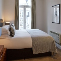 double bedroom with 2 lamps, South Kensington Luxury, Kensington, London SW7