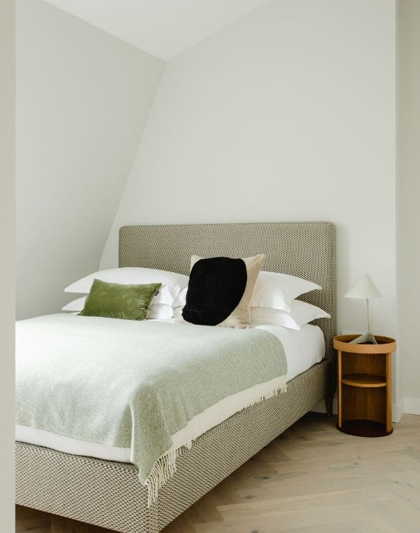large bed with pillows, 3-Bedroom Penthouse, Marylebone, London W1