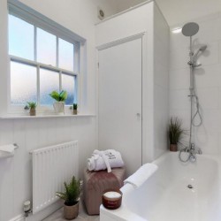 bathroom with tub, shower, bathrobe, Baker Street Apartments, Marylebone, London NW1