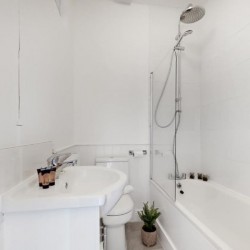 bathroom with bathtub, shower and sink, Baker Street Apartments, Marylebone, London NW1