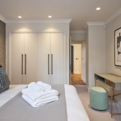 bedroom with wardrobe and vanity desk, Mayfair Deluxe Apartments, Mayfair, London W1