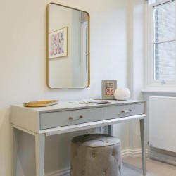 dressing table, stool and mirror, Covent Garden 1, Covent Garden, London WC2