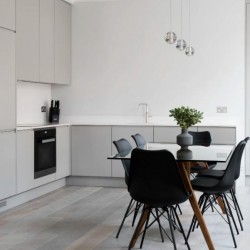 kitchen with dining table and chairs, West End Apartments, Holborn, London W1C
